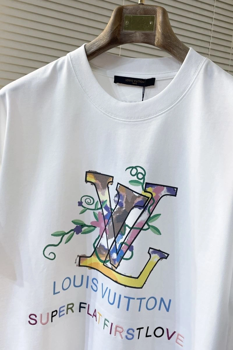 Louis Vuitton T-Shirts TimelessDesign 135460