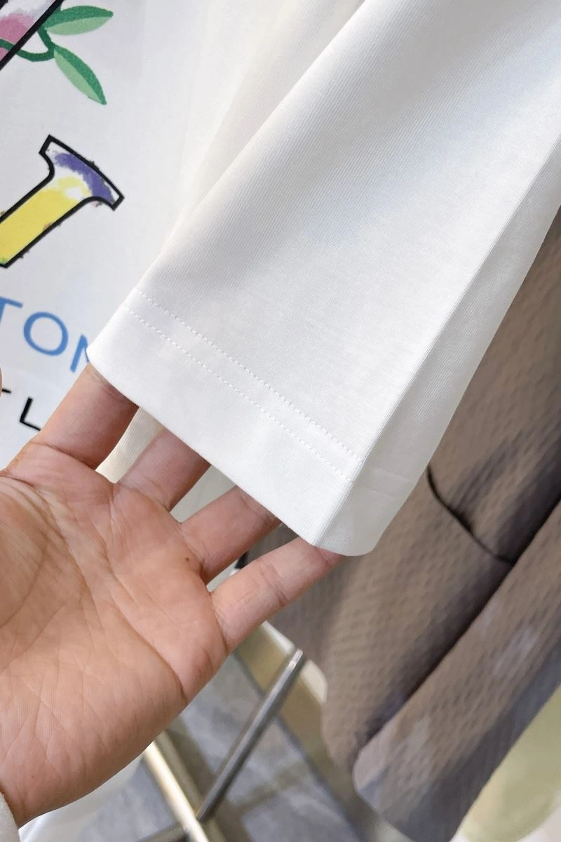 Louis Vuitton T-Shirts TimelessDesign 135460