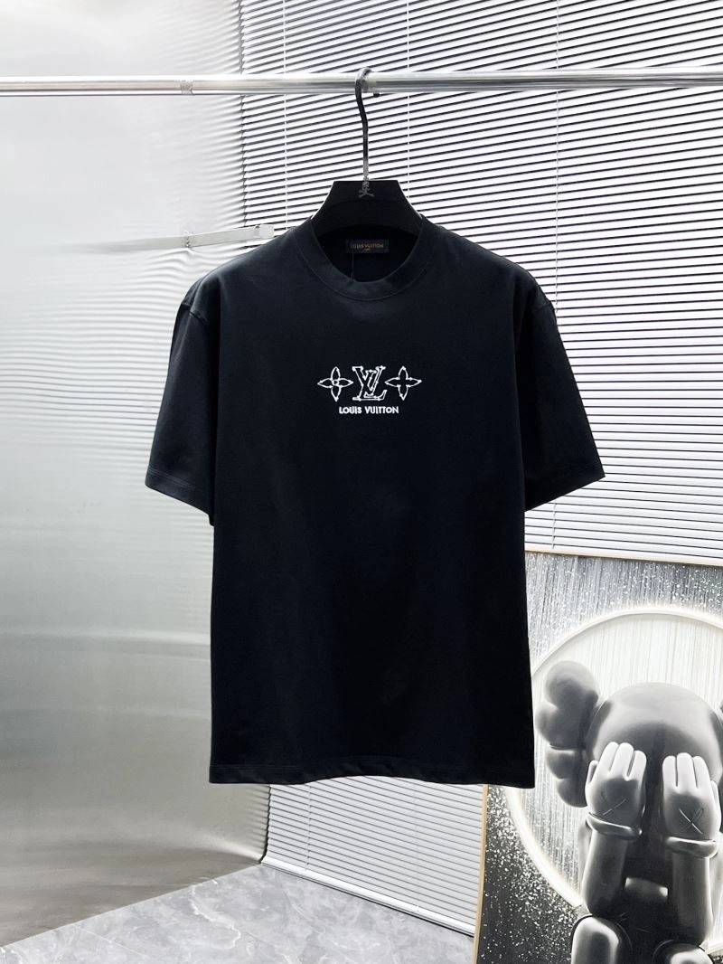 Louis Vuitton T-Shirts Cozy 135462