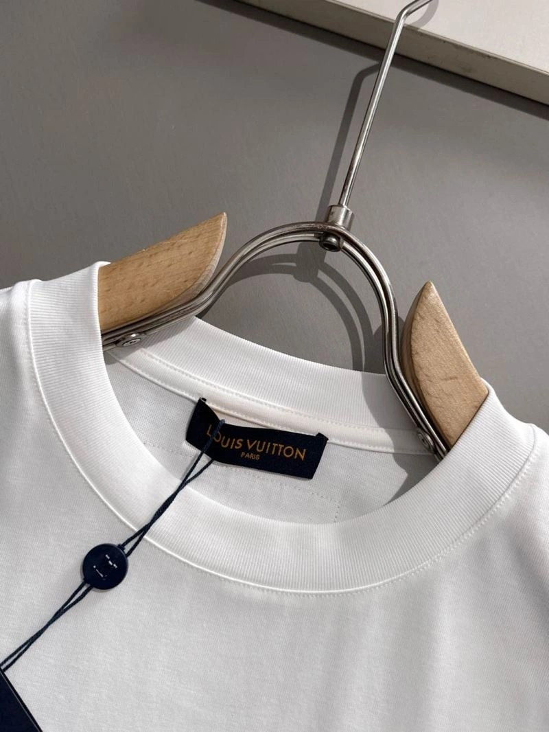 Louis Vuitton T-Shirts Effortless 135440