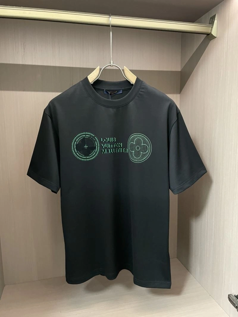 Durable Louis Vuitton T-Shirts 135465