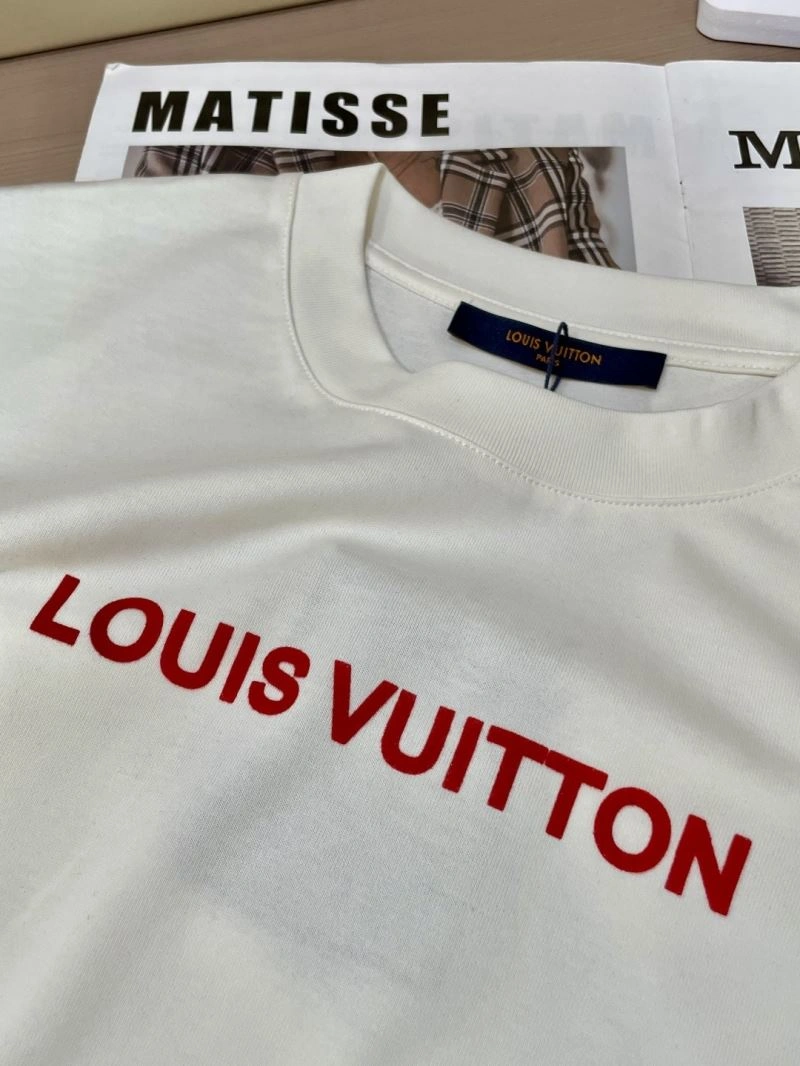 Louis Vuitton T-Shirts Flexible 135432