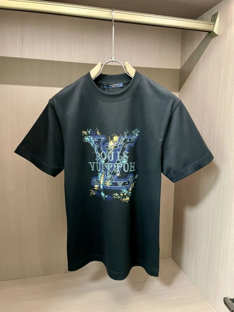 Louis Vuitton T-Shirts Durable 135455