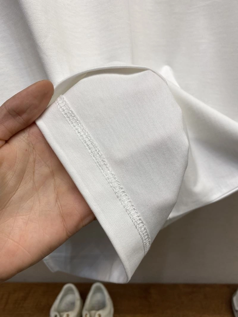 Louis Vuitton T-Shirts FashionForward 135431