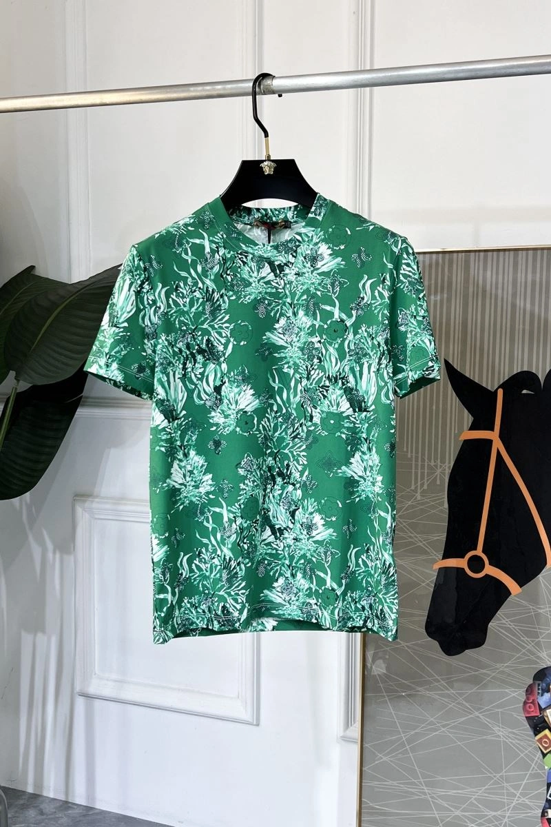 Louis Vuitton T-Shirts Sophisticated 135467