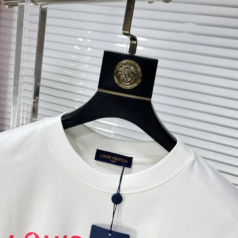 TopPick Louis Vuitton T-Shirts 135406