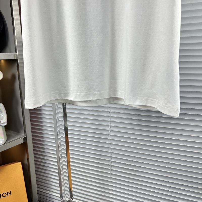 TopPick Louis Vuitton T-Shirts 135406