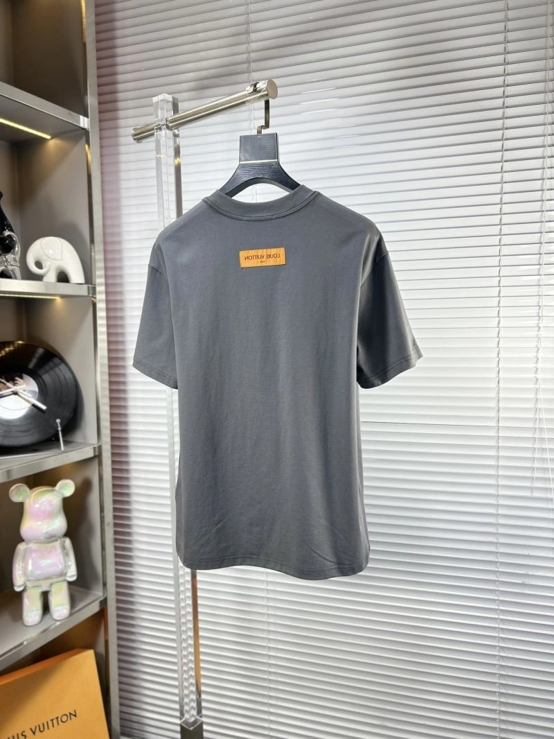 SmoothTexture Louis Vuitton T-Shirts 135419