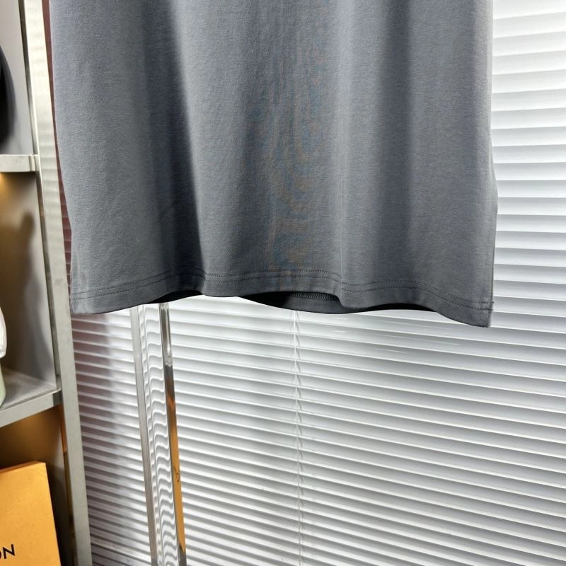 SmoothTexture Louis Vuitton T-Shirts 135419