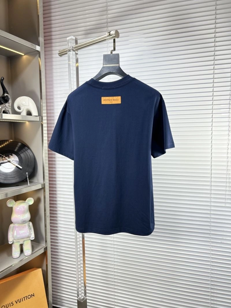 Louis Vuitton T-Shirts Fashionable 135408