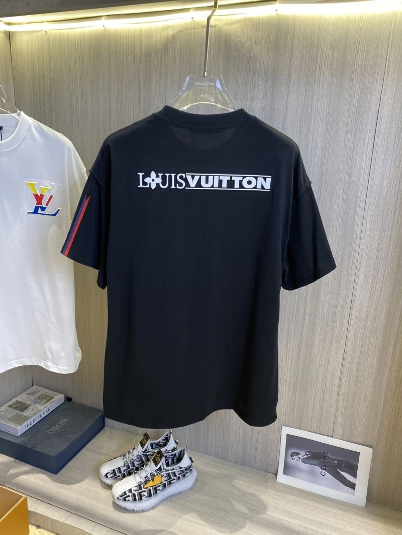 Louis Vuitton T-Shirts Bold 135414