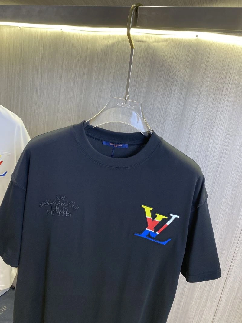 Louis Vuitton T-Shirts Bold 135414