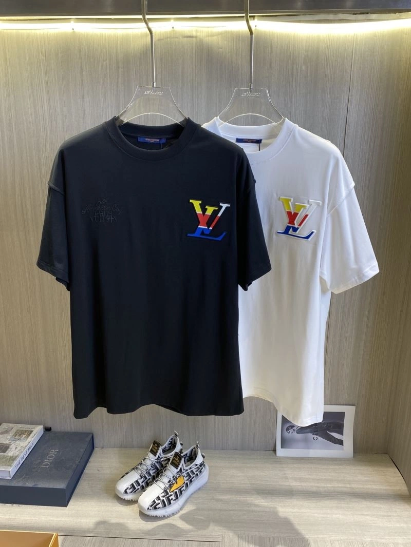 Louis Vuitton T-Shirts Bold 135414