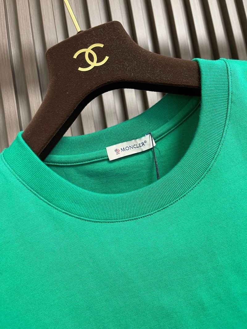 Classic Louis Vuitton T-Shirts 135422