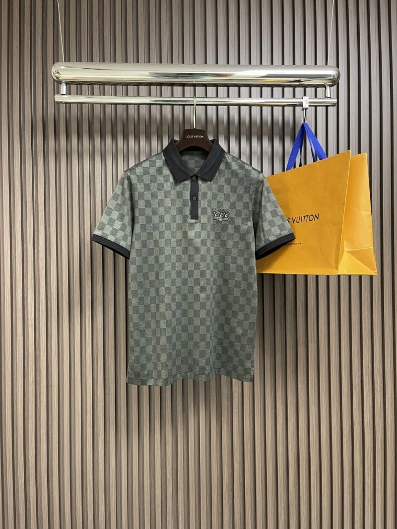 Tailored Louis Vuitton T-Shirts 135420