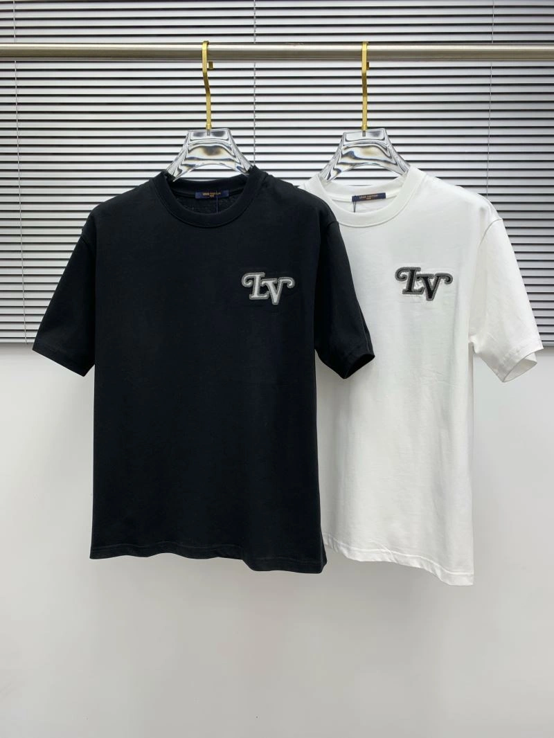 FashionForward Louis Vuitton T-Shirts 135415