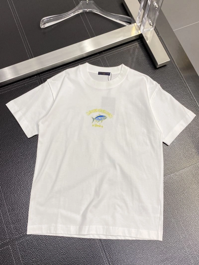 WeatherProof Louis Vuitton T-Shirts 135399