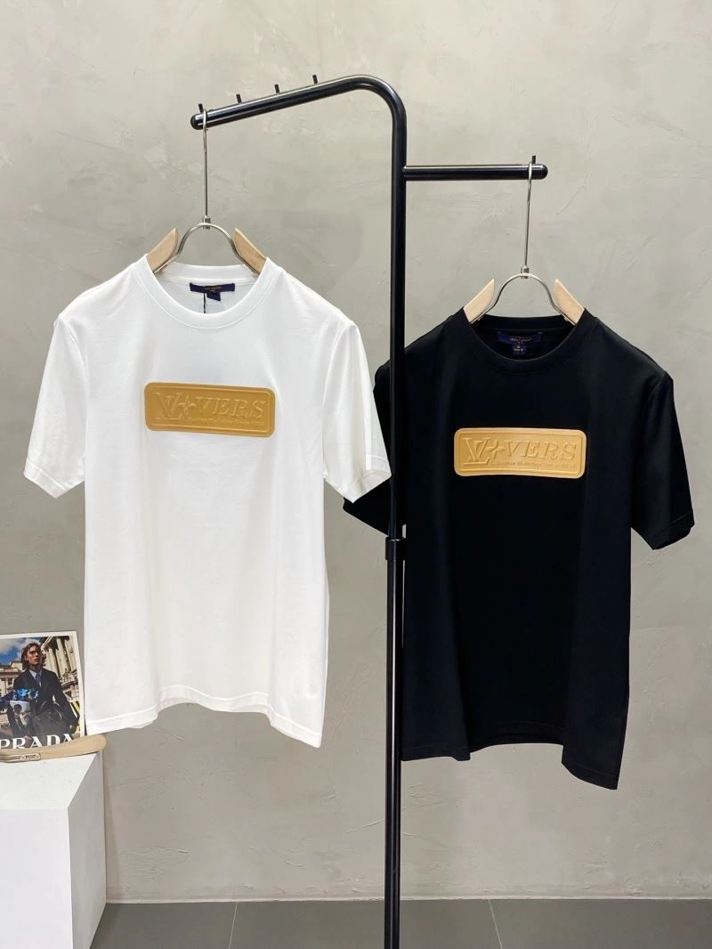 Louis Vuitton T-Shirts Cozy 135427