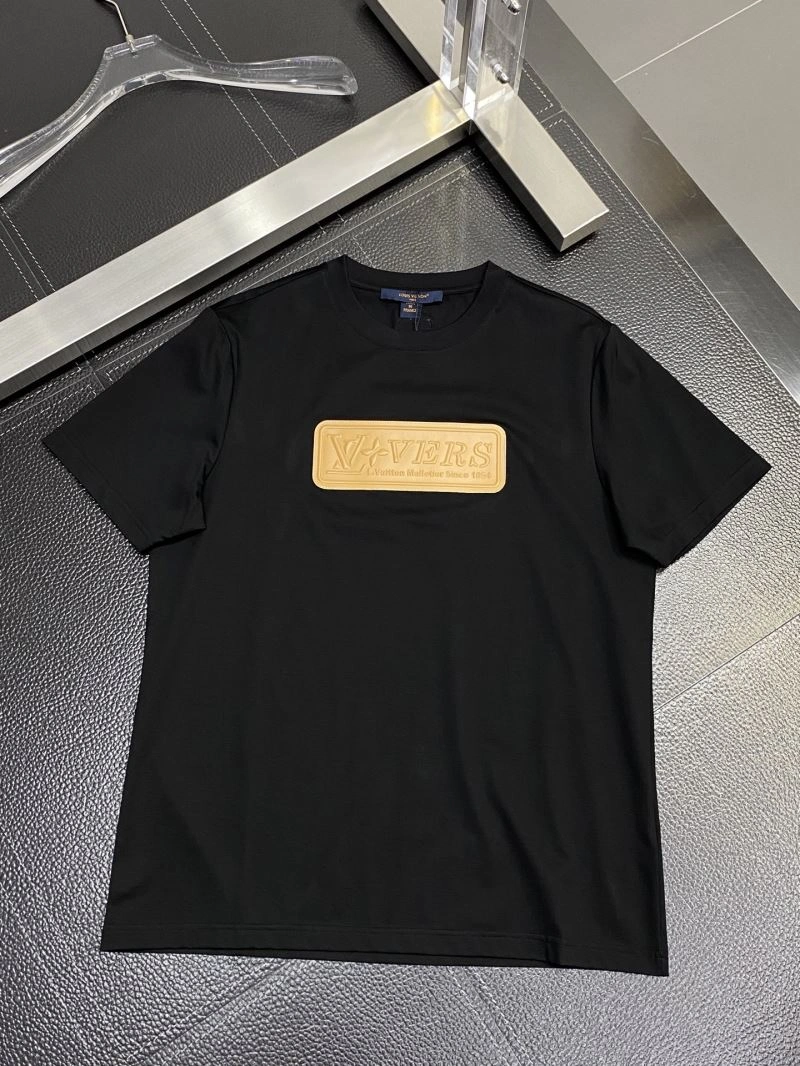 Louis Vuitton T-Shirts Cozy 135427