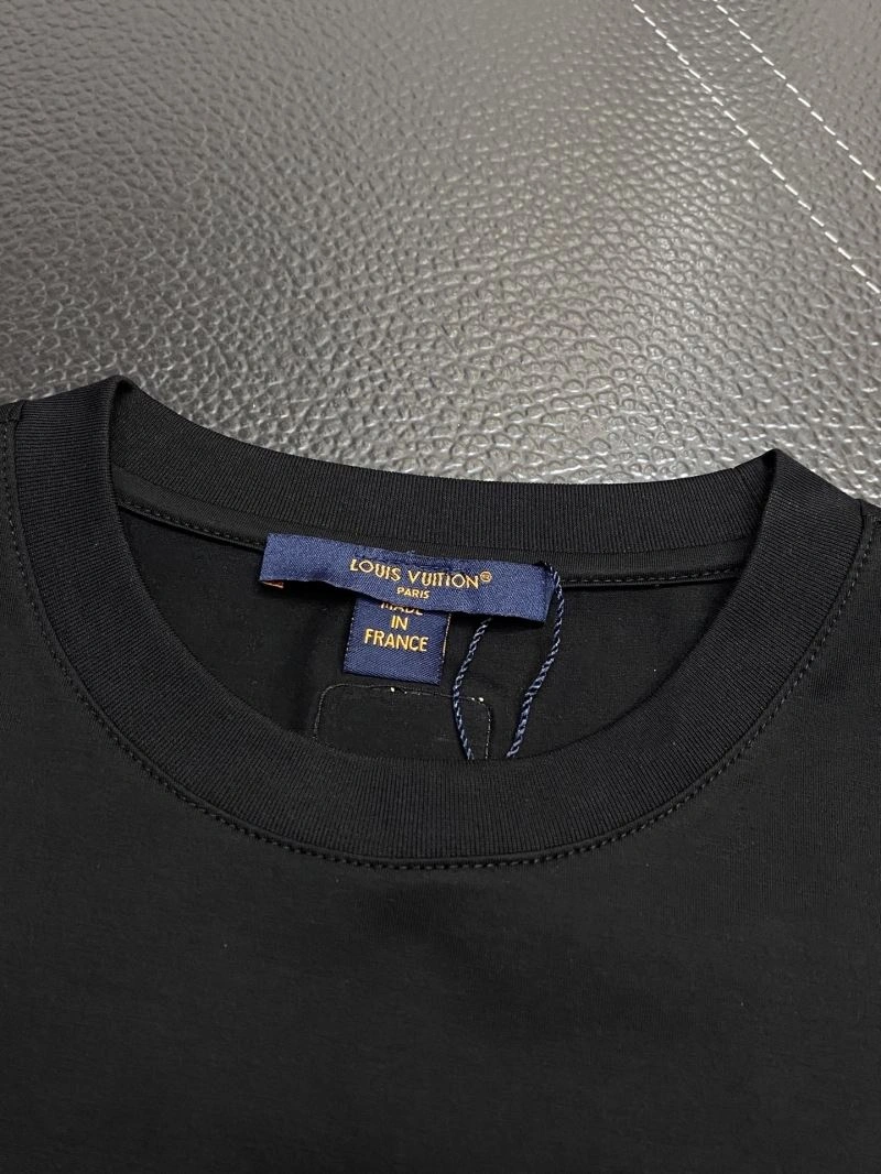 Louis Vuitton T-Shirts Cozy 135427