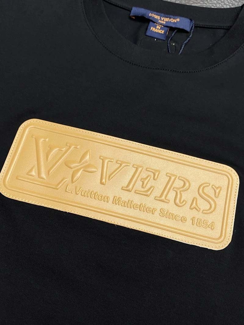 Louis Vuitton T-Shirts Cozy 135427