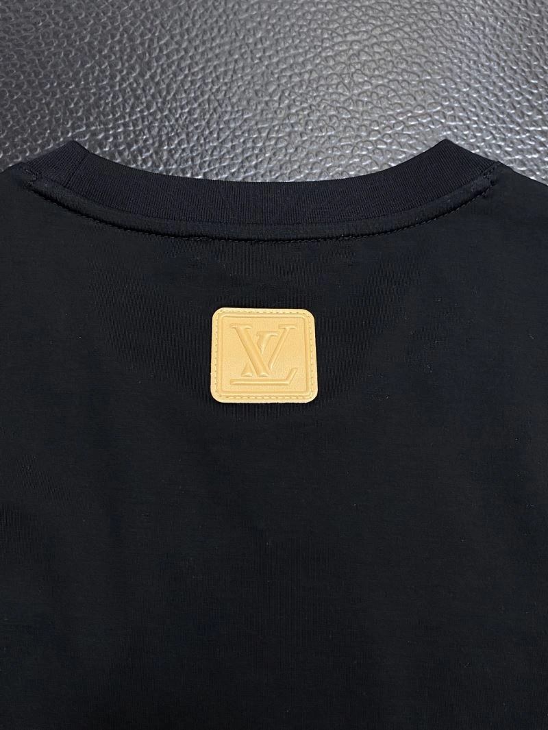 Louis Vuitton T-Shirts Cozy 135427