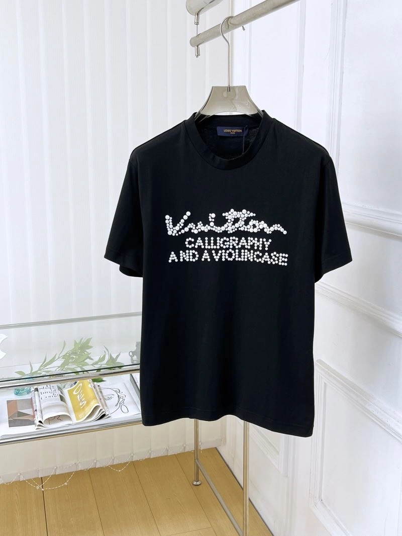 Louis Vuitton T-Shirts GoAnywhere 135409