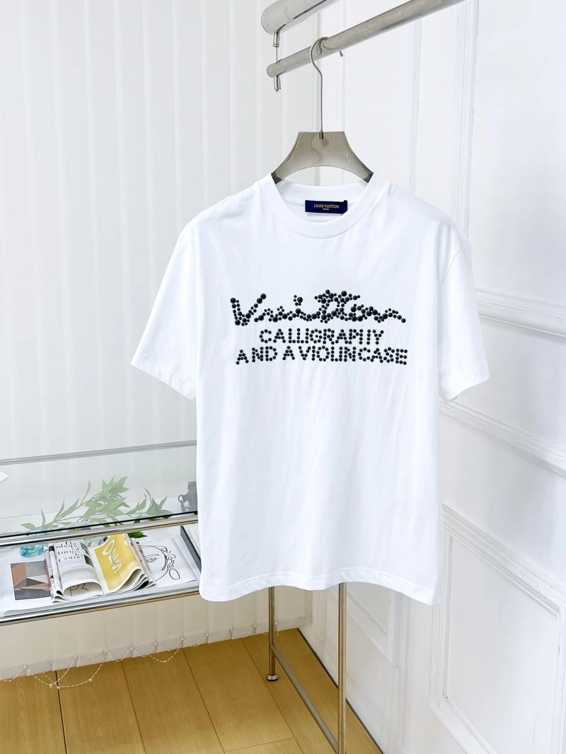 Louis Vuitton T-Shirts GoAnywhere 135409