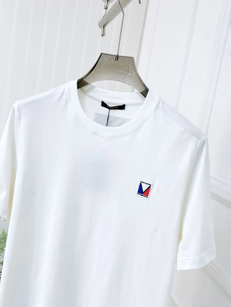 Attractive Louis Vuitton T-Shirts 135416