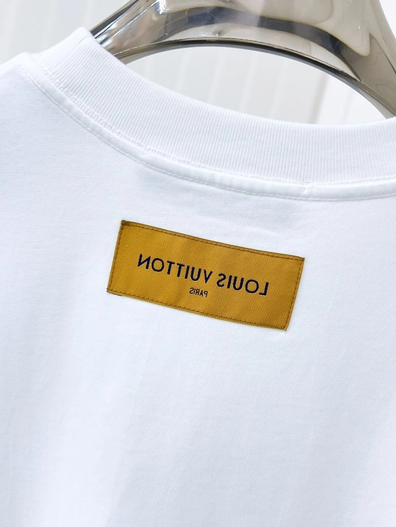 Louis Vuitton T-Shirts Compact 135402