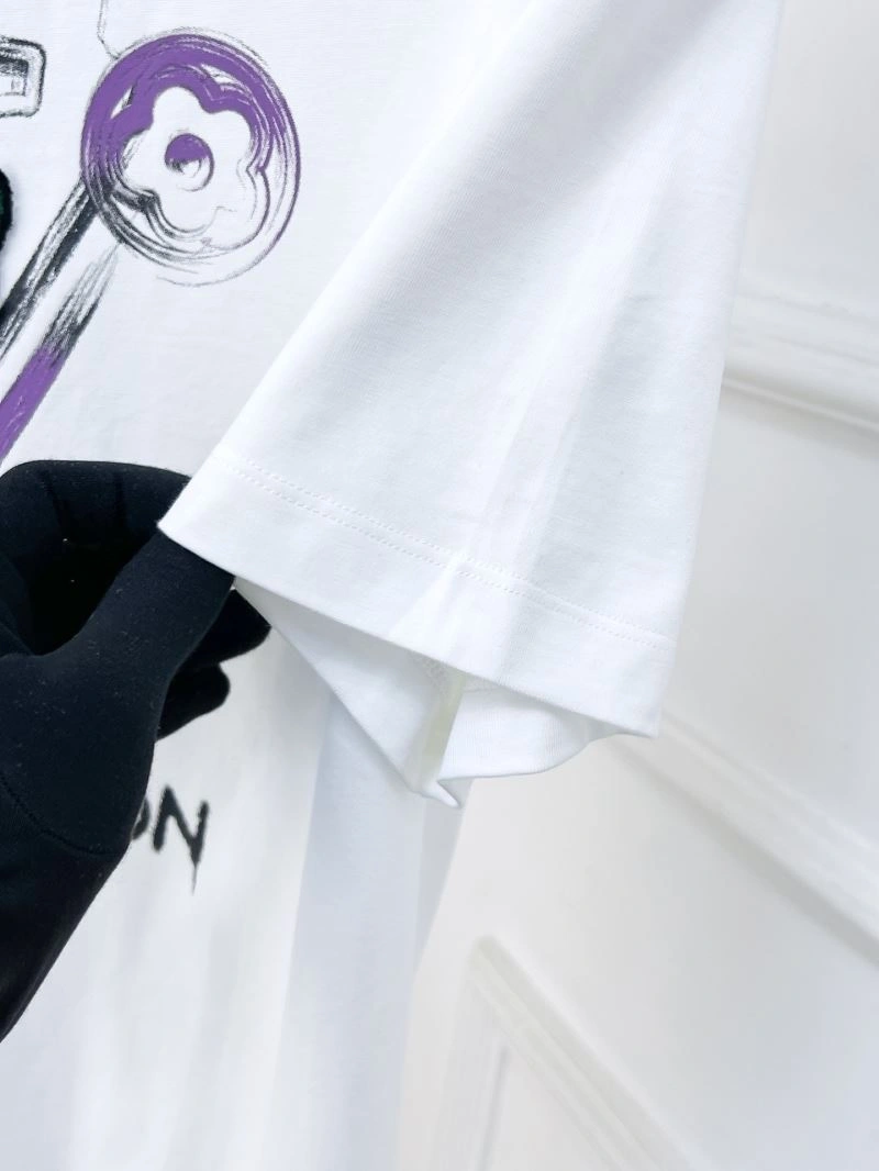 WaterResistant Louis Vuitton T-Shirts 135403