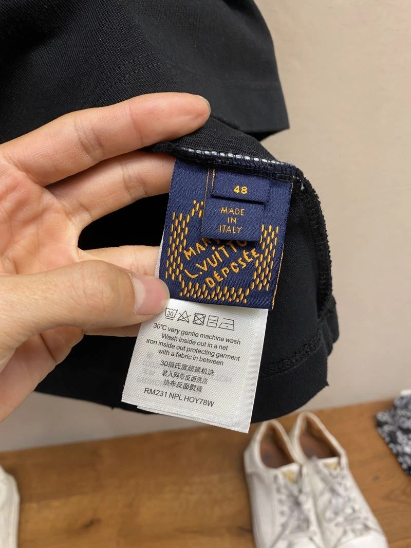 Louis Vuitton T-Shirts FlexibleFit 135397