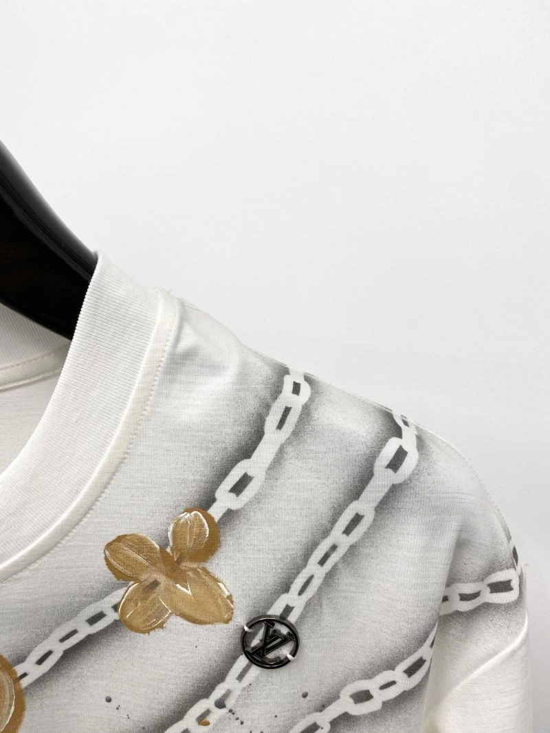 Louis Vuitton T-Shirts Sophisticated 135391