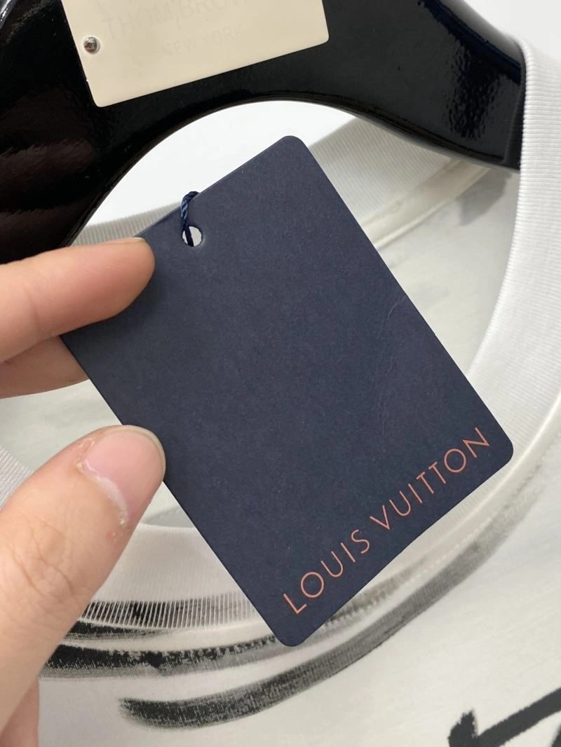 FastDry Louis Vuitton T-Shirts 135389