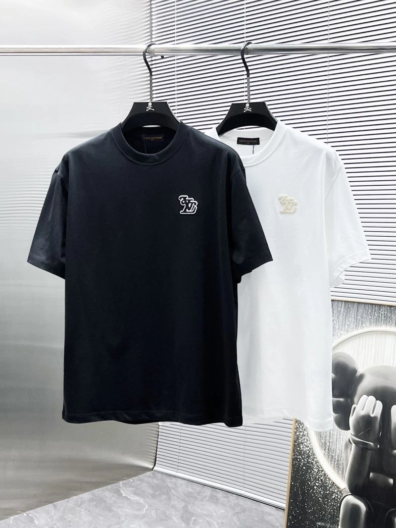 Sophisticated Louis Vuitton T-Shirts 135377