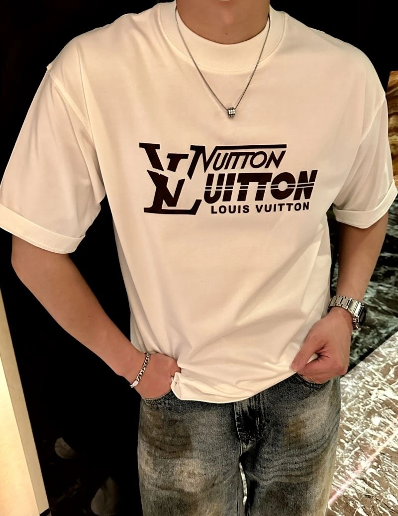 Durable Louis Vuitton T-Shirts 135380