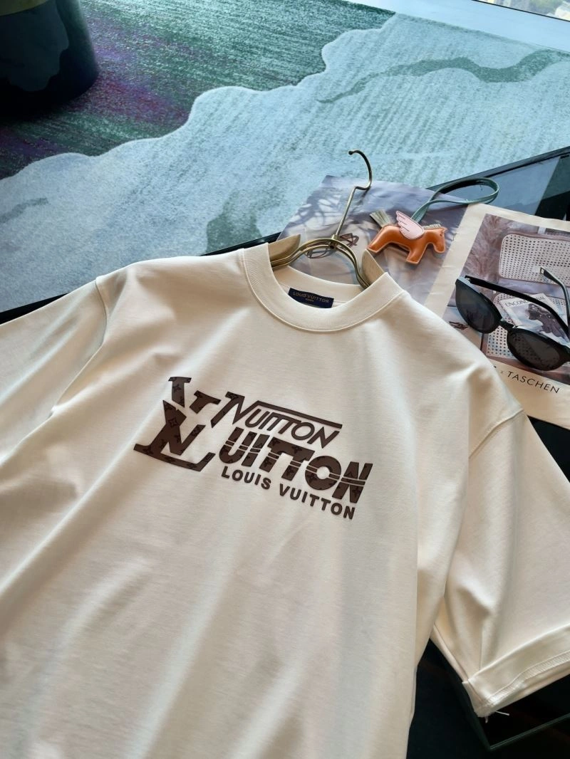 Durable Louis Vuitton T-Shirts 135380