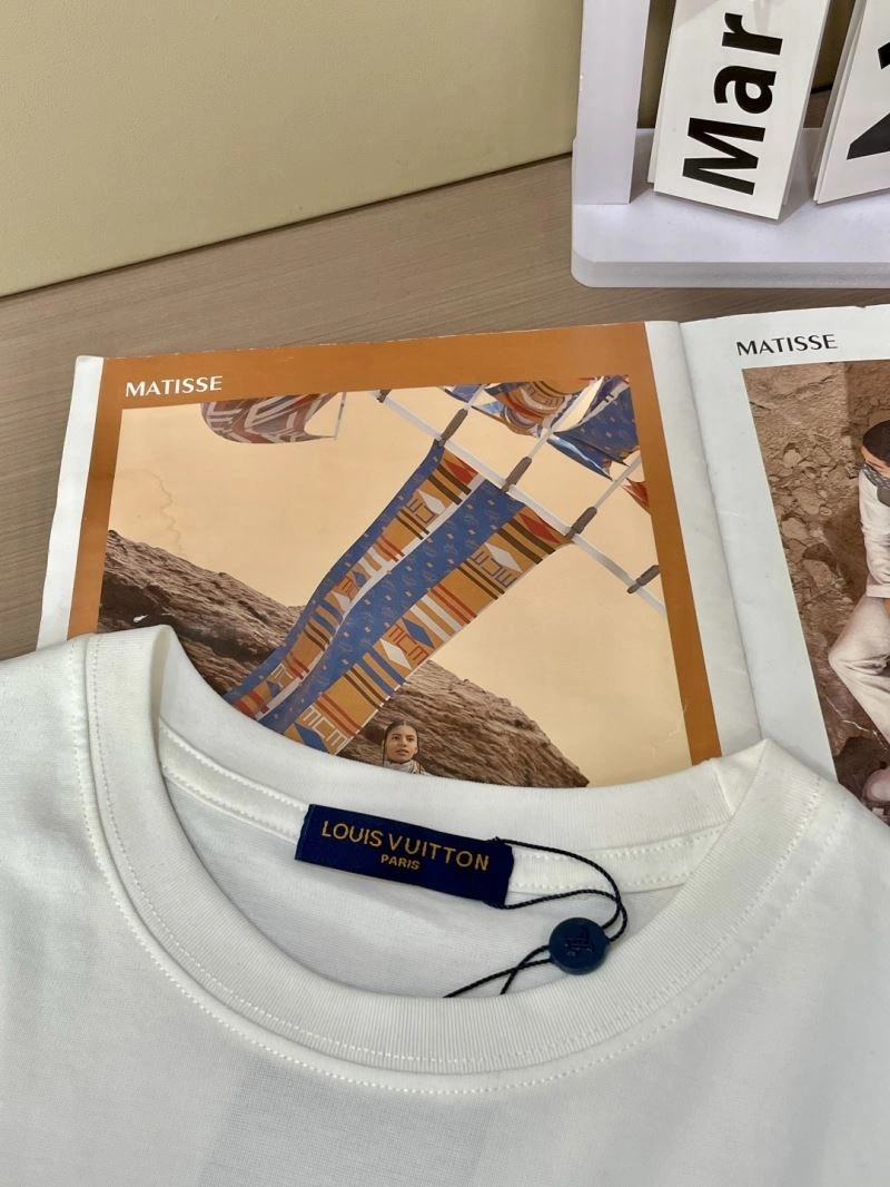 Louis Vuitton T-Shirts WaterResistant 135385