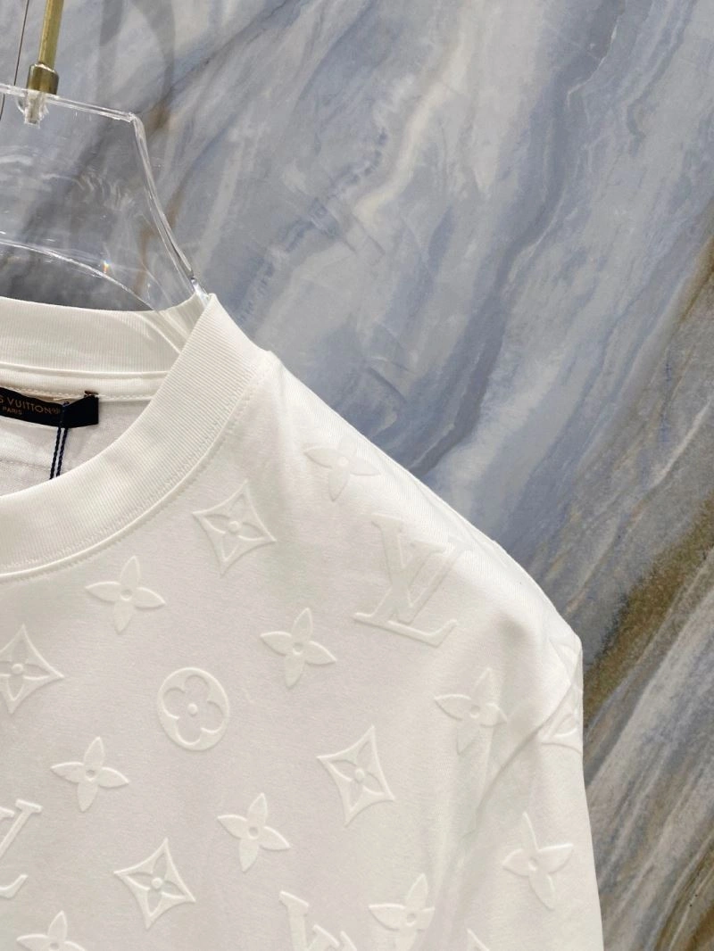 TechFriendly Louis Vuitton T-Shirts 135368