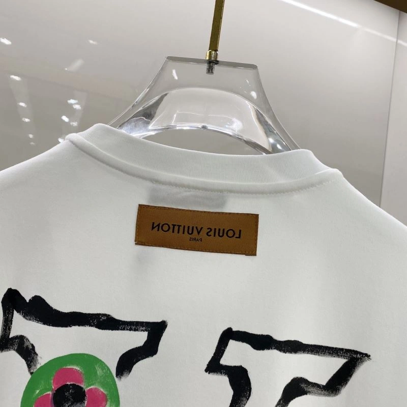 Louis Vuitton T-Shirts ComfortFit 135382