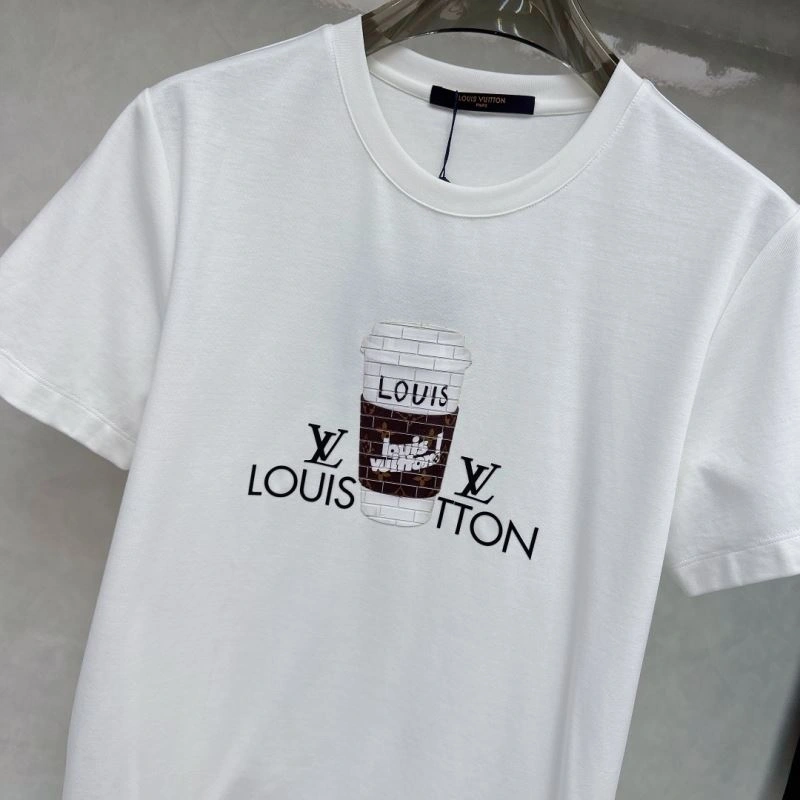 Louis Vuitton T-Shirts Modern 135370