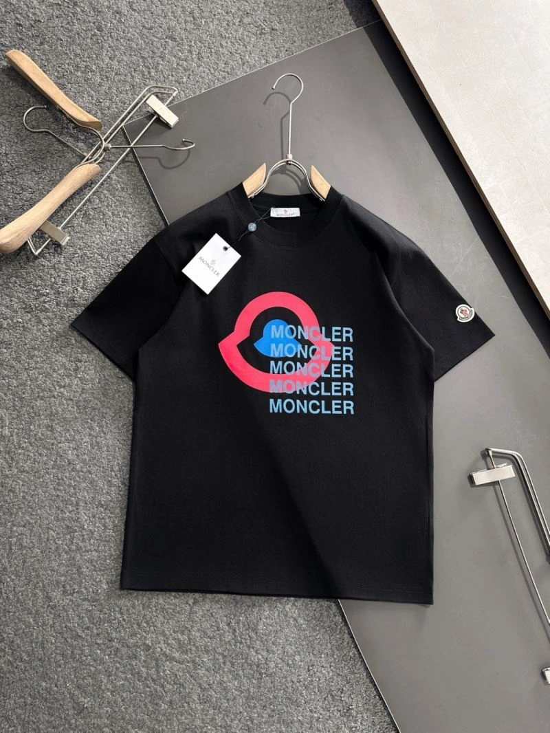 GoodFit Louis Vuitton T-Shirts 135379