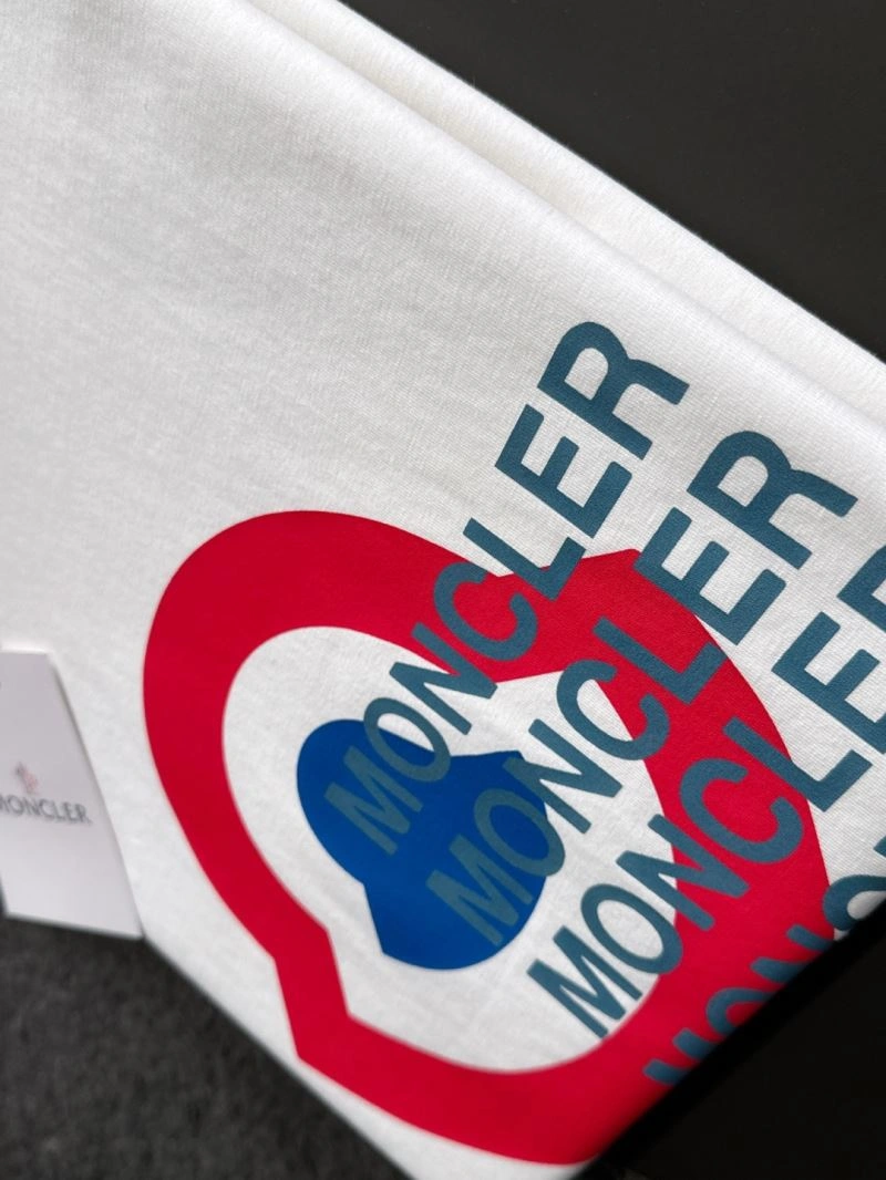 Louis Vuitton T-Shirts Modern 135374