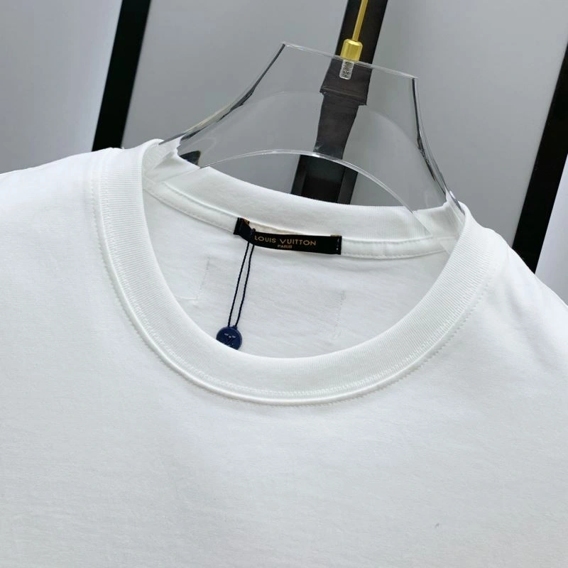Louis Vuitton T-Shirts Durable 135373