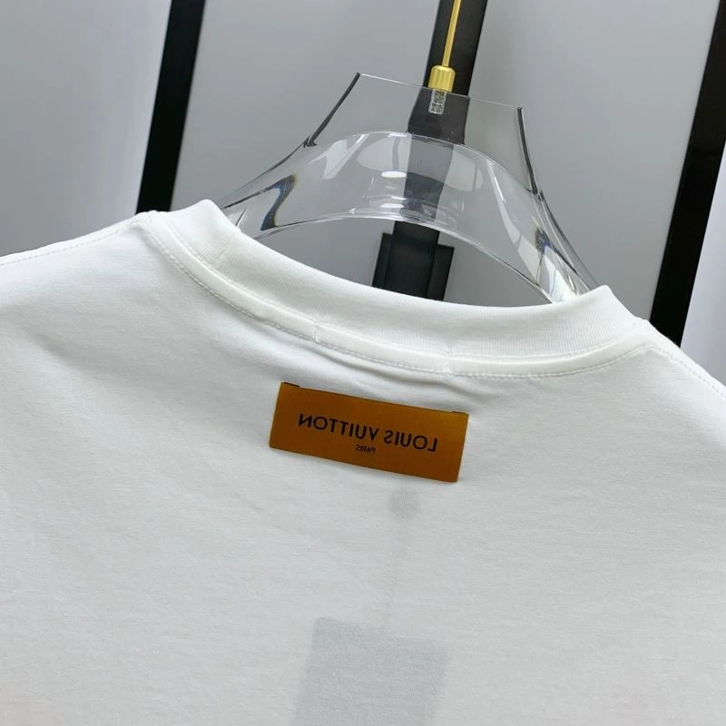 Louis Vuitton T-Shirts Durable 135373
