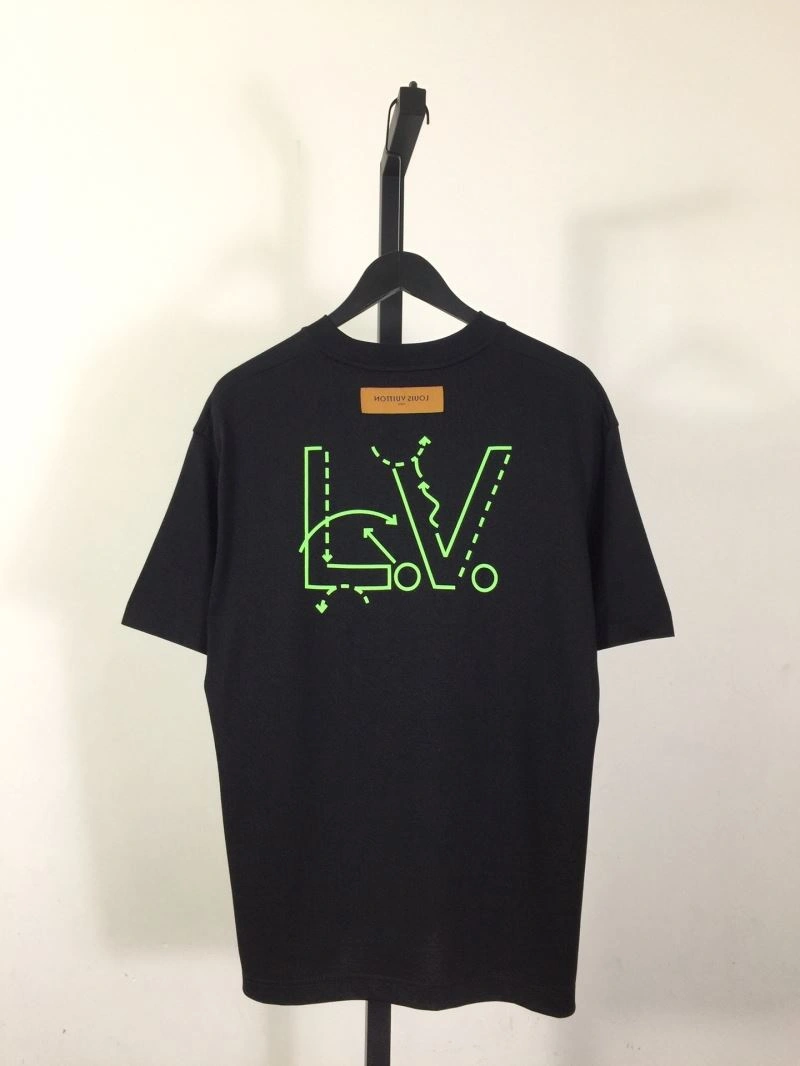 OnTrend Louis Vuitton T-Shirts 135372