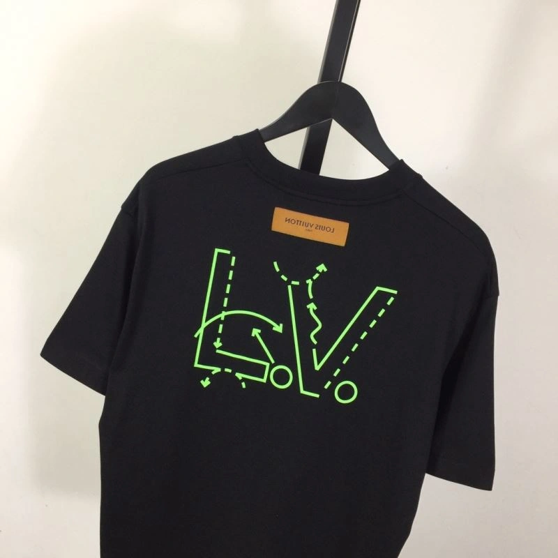 OnTrend Louis Vuitton T-Shirts 135372