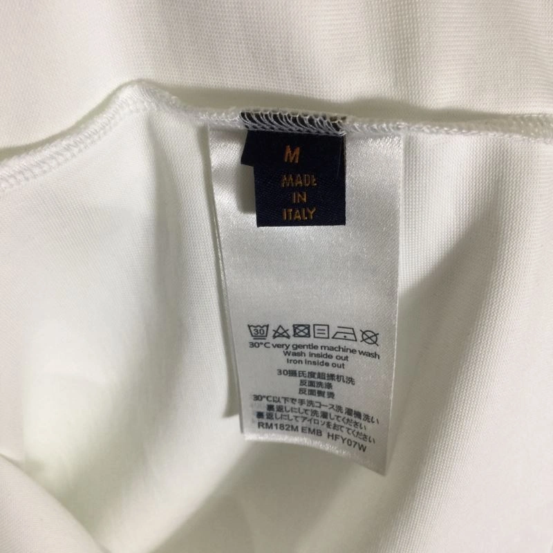 Tailored Louis Vuitton T-Shirts 135363