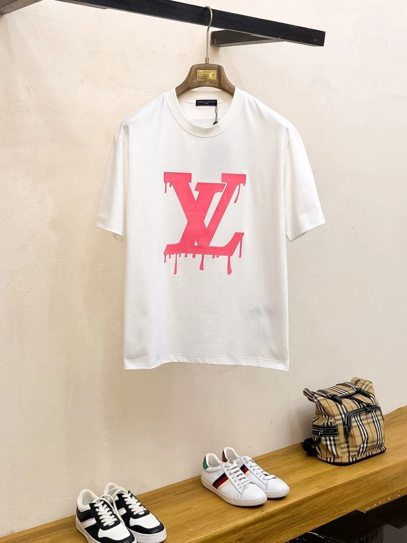 SmoothTexture Louis Vuitton T-Shirts 135371