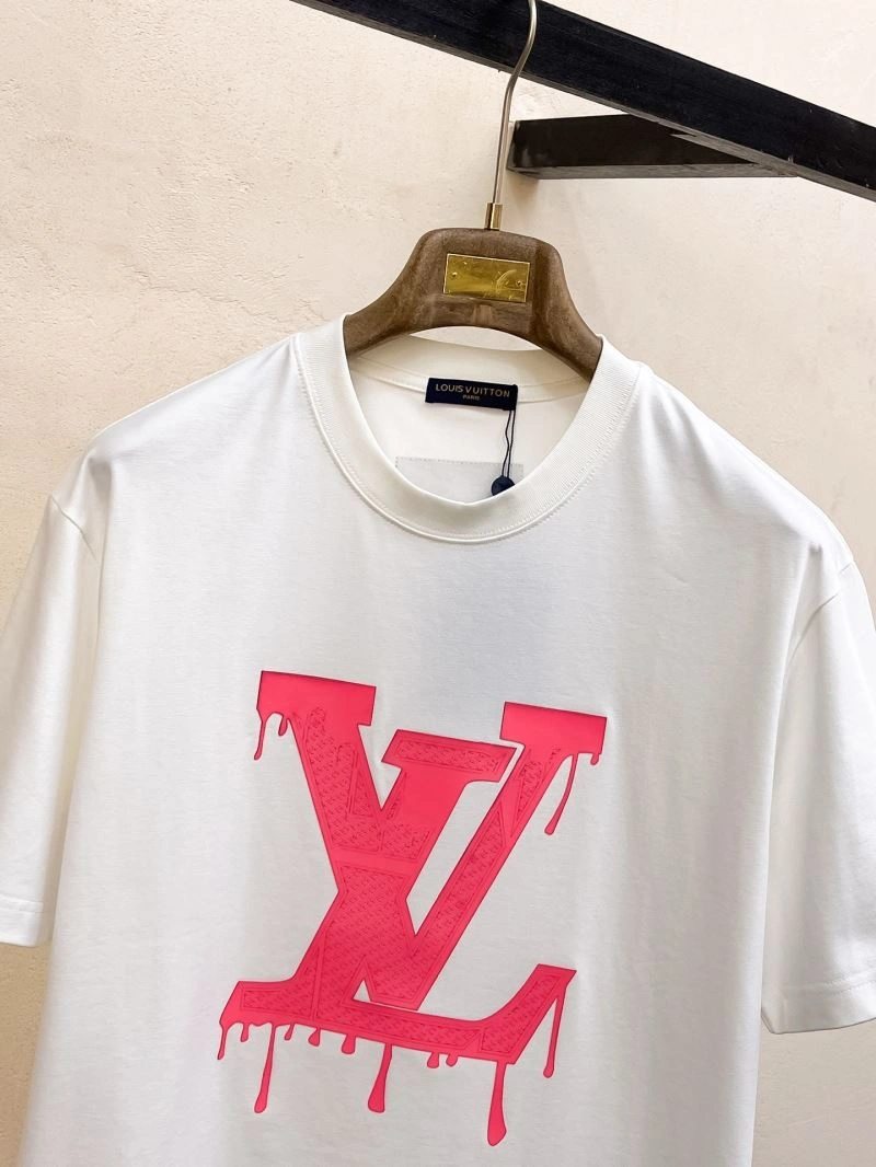 SmoothTexture Louis Vuitton T-Shirts 135371